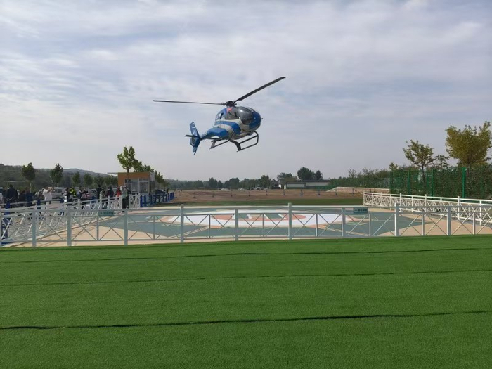 洪洞县广胜寺飞行基地，直升机起飞。洪洞县国有资本投资运营有限公司供图