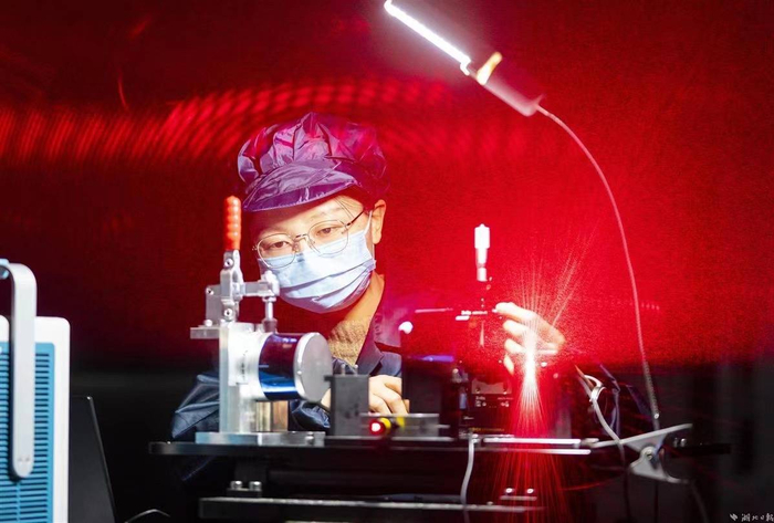 万集激光设备测试中。（湖北日报全媒记者魏铼 摄）