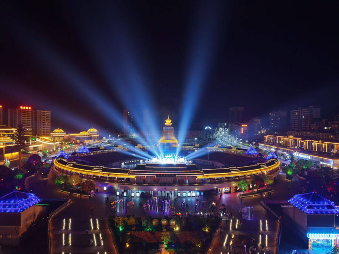 （2025年湘桂黔大戊梁歌会开幕式。肖化冰 摄）