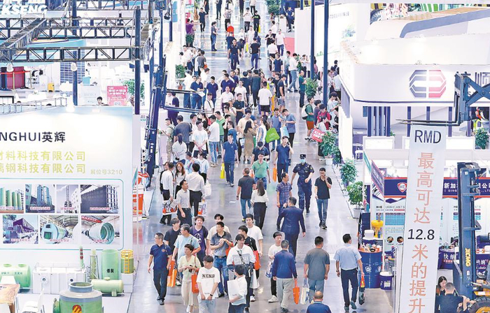 2024厦门工业博览会吸引了近1000家企业参会。（资料图片）