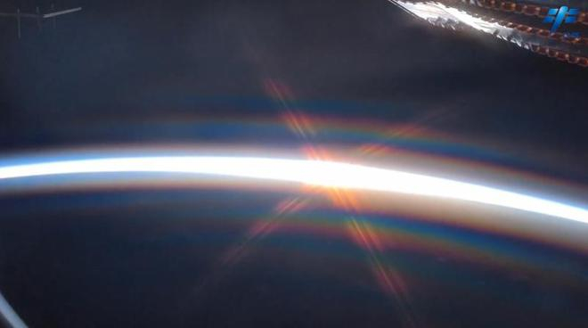 航天员在空间站记录的日出景象。来源：中国载人航天