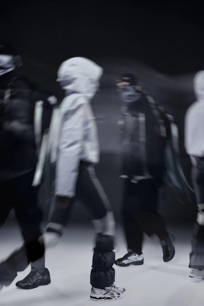 图源：微博@ASICS亚瑟士