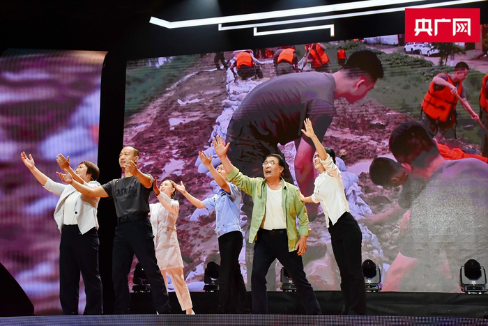 高碑店市诵读者情景诗朗诵《抗洪精神永放光芒》