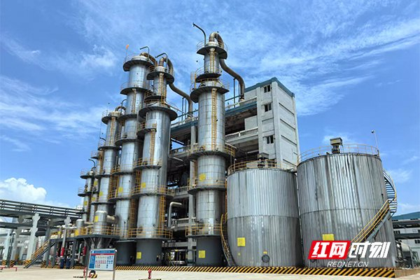 环氧氯丙烷项目可以消耗建滔实业在生产烧碱时副产的氯气，是香港建滔集团全流程产业链中的重要一环。