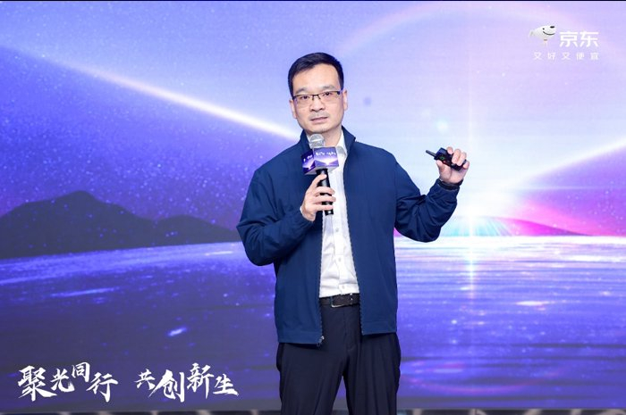 图：中国电子视像行业协会秘书长董敏