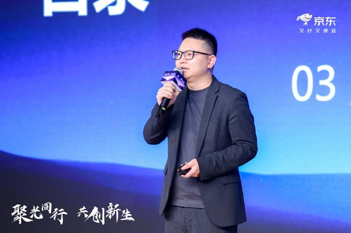 图：海信智慧生活产业集群Vidda事业部总经理 姜龙