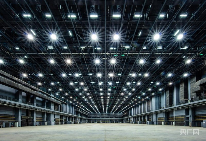 东方影都内的万米棚（央广网发  青岛市委宣传部  供图）