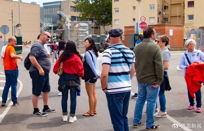 王健毓在工作中。（图片来源：受访者提供）