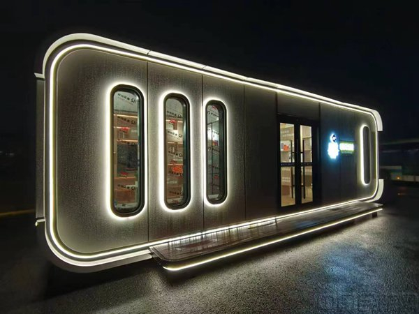 共享休息室设置的LED灯带方便夜间识别