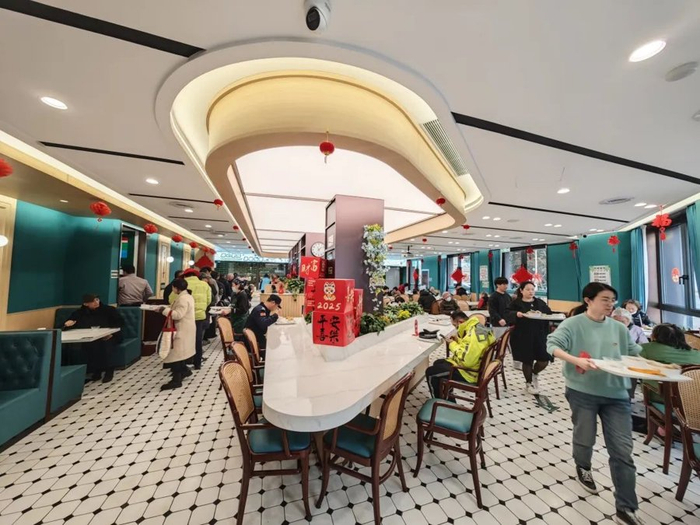 复8邻里汇社区食堂。