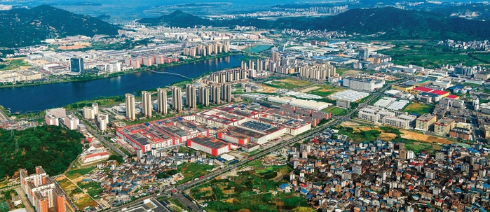 宁德锂电新能源小镇（刘忠忠 摄）