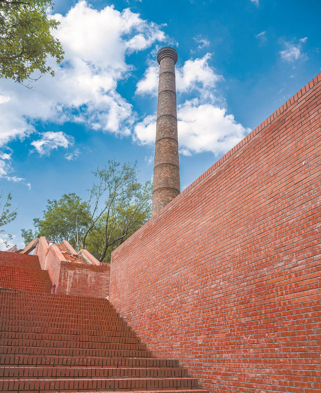 红砖与老烟囱的邂逅