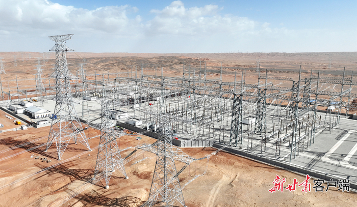 4月11日，金塔750千伏输变电工程建成投运。新甘肃·甘肃日报通讯员 曹红祖摄