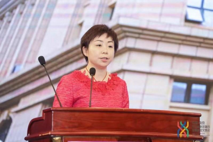 图/孙佳琳参加行业活动发布演讲