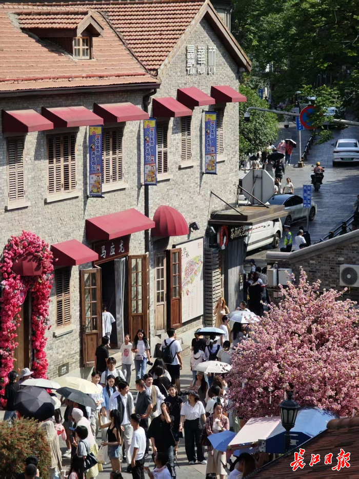 武昌昙华林历史文化街区。张锦涛 摄