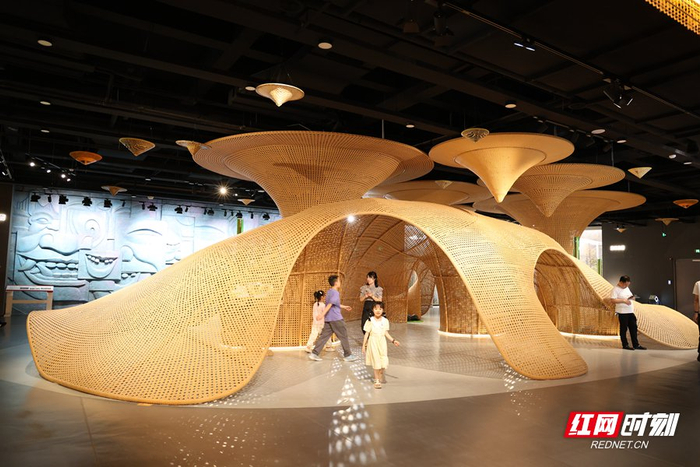 中方斗笠展区。