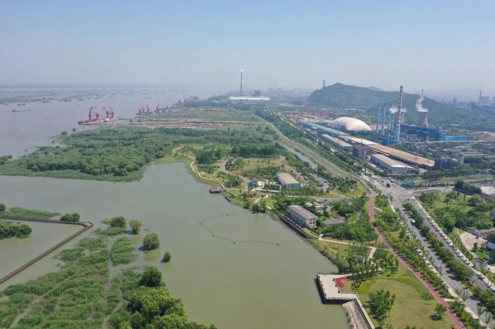 安徽马鞍山薛家洼生态游园满目青绿