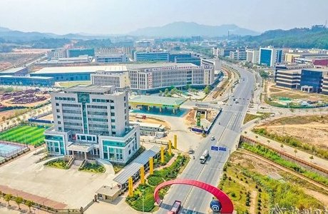 广州海珠（丰顺）产业转移工业园加快打造现代产业集群，推动县域经济高质量发展。（受访者供图）