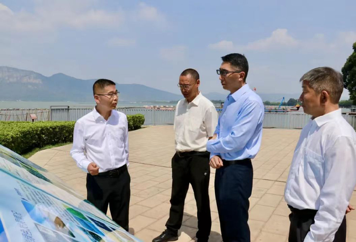 珠江防总常务副总指挥、珠江委主任吴小龙在云南现场调研指导地方开展抗旱保供水工作