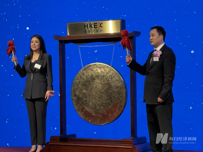 单卫钧与周蓉蓉夫妇 图片来源：每经记者 黄婉银 摄