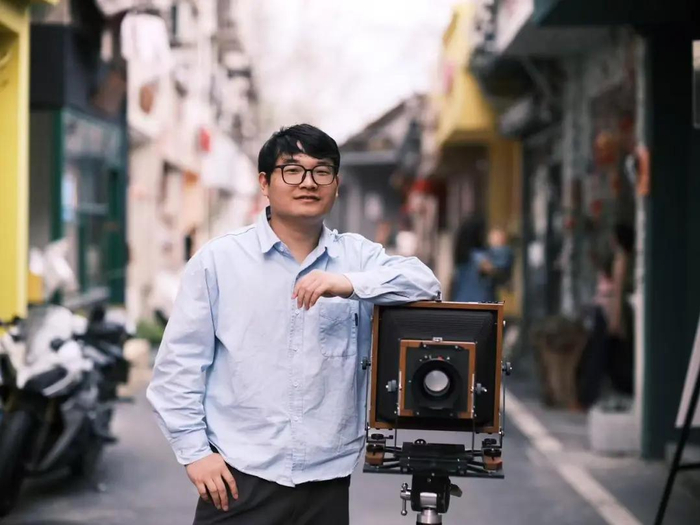 00后店主小舒。受访者提供