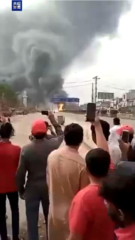 △当地时间5月8日，巴基斯坦遭印度无人机袭击。