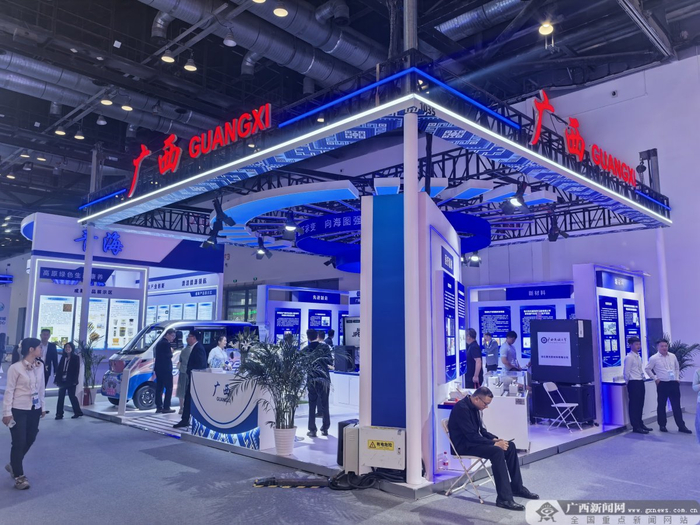 广西展区。广西云-广西日报记者 李新雄 摄