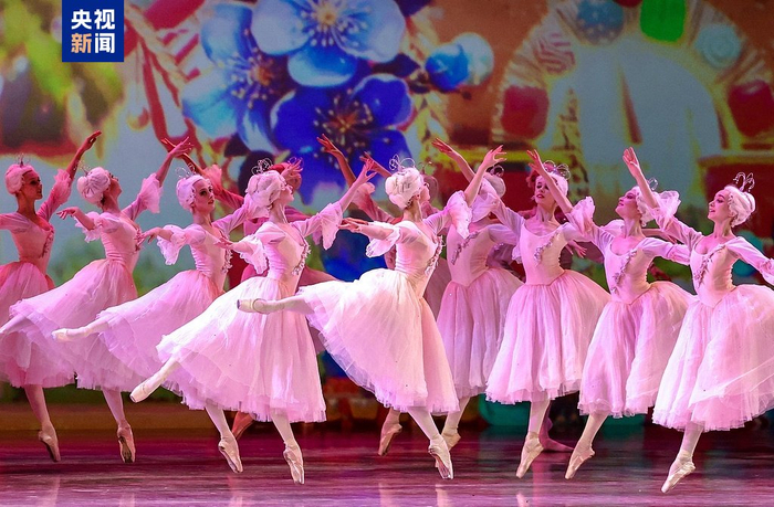 　　△芭蕾舞剧《胡桃夹子》