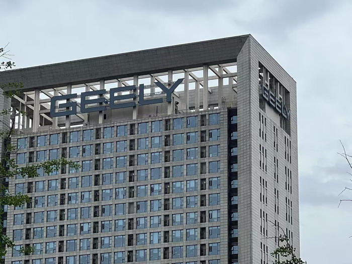 吉利汽车。图片来源：时代周报记者摄