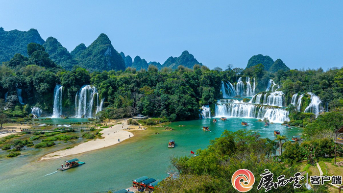德天（板约）跨国瀑布全景。（资料图）德天跨国瀑布景区供图