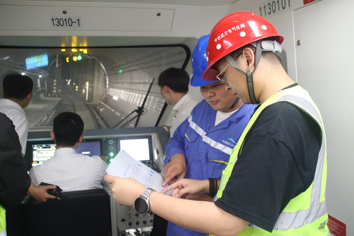 热滑试验现场。