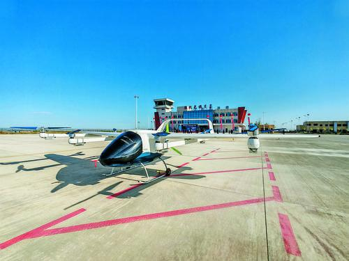 鄂尔多斯各通用机场开展低空运输业务。