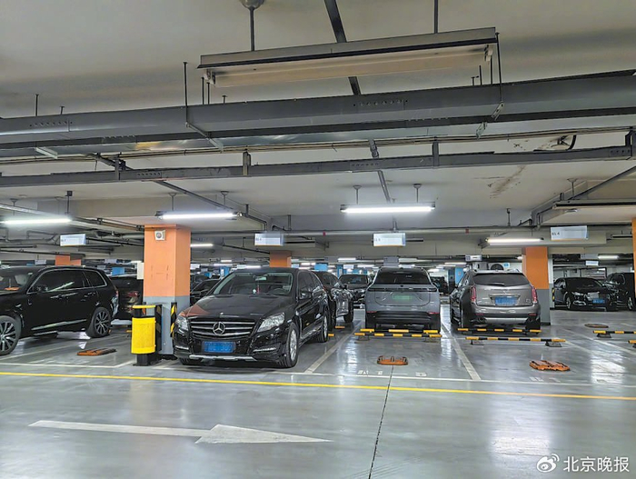 停车位租金涨幅太离谱，业主难接受。