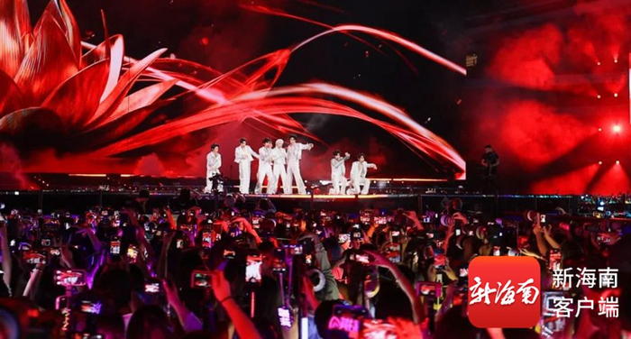 时代少年团“加冠礼”演唱会现场。海口市旅文局供图