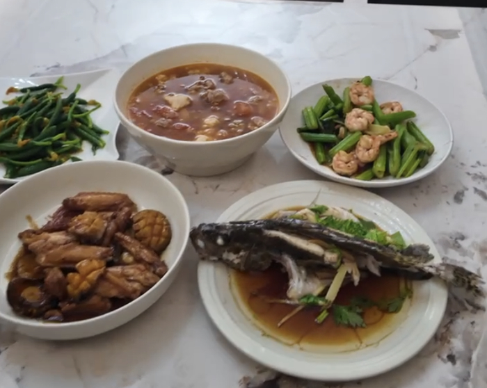 潘来兮做的饭菜。受访者供图