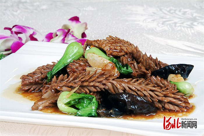熘腰花。 鸿宴饭庄供图