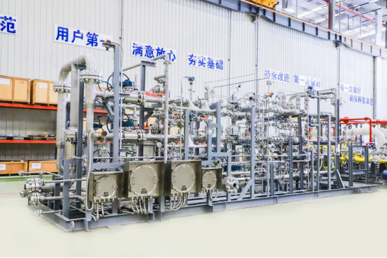 图为上海飞奥为中国联合重型燃气轮机技术有限公司上海临港实验基地提供的22.0MPa 氢气调压站（上海飞奥提供）