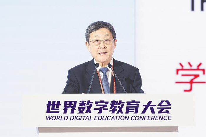 吴建平 中国工程院院士