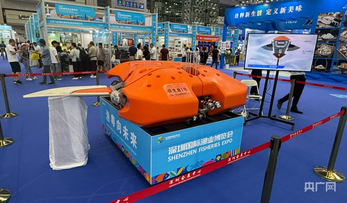 仿生型潜水器“仿生鱼1号”（央广网记者  荣冀晴  摄）