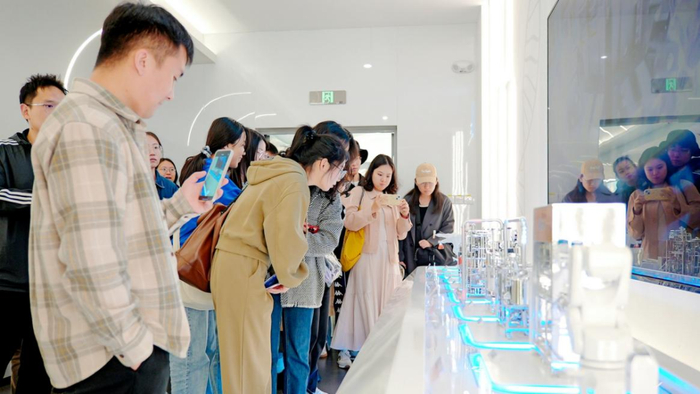 5月14日，沈阳市铁西区举办博士沈阳行现场推介会，省内外知名高校200余名博士走进铁西。铁西区委宣传部供图