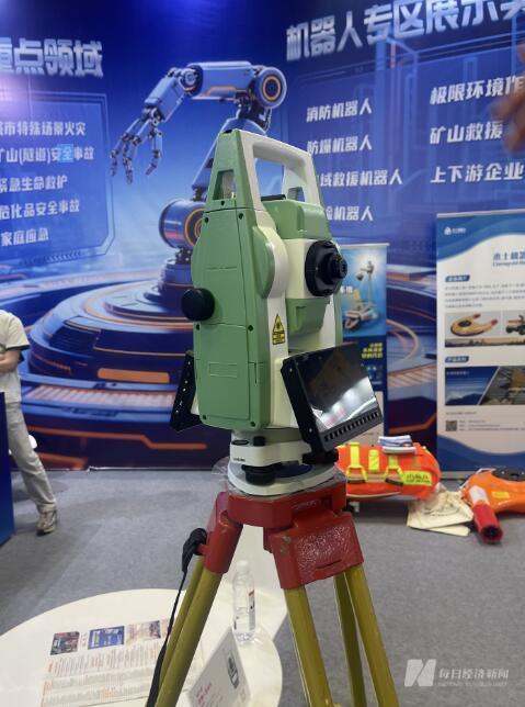 测绘机器人 图片来源:每经记者 胥帅 摄