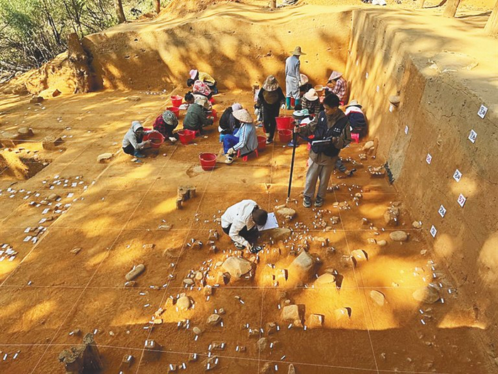 南或河遗址发掘现场。