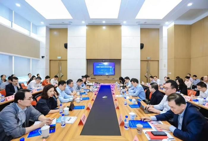 浪潮金融行业部吴超_浪潮集团是私企还是国企 浪潮金融行业部吴超_浪潮团体
是私企还是

国企（浪潮集团金融事业部） 新闻资讯