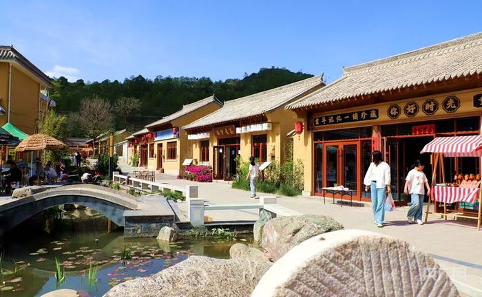 清水县白沙镇温泉村一隅（央广网发  何婷婷  摄）