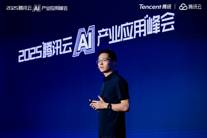腾讯云副总裁、腾讯混元大模型技术负责人王迪