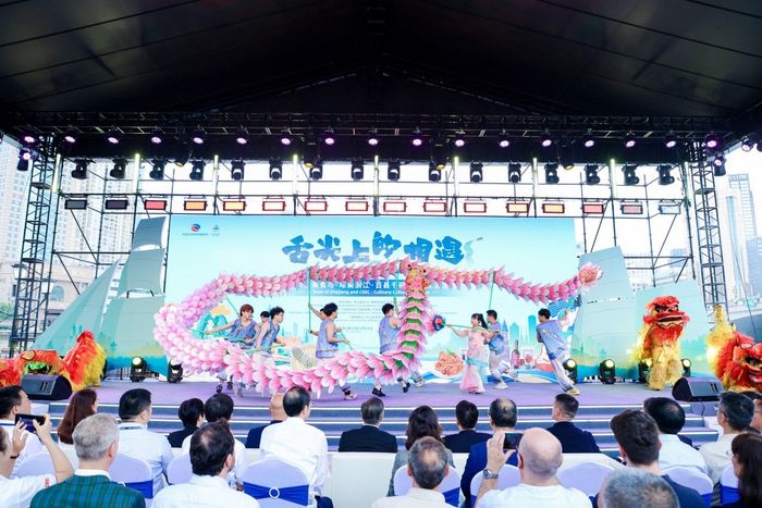 “舌尖上的相遇”活动现场（央广网发  江北区全媒体中心供图）