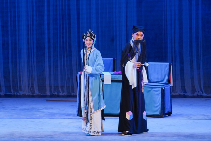 袁国良在《烂柯山》