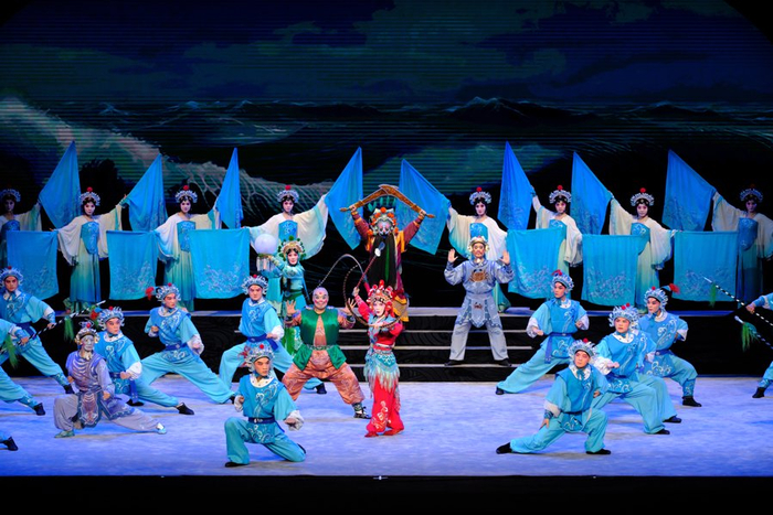 梁静在《精卫填海》