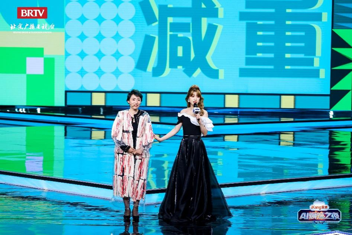 左：成功减重患者