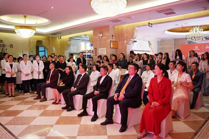 三、行业引领：华美的未来战略蓝图